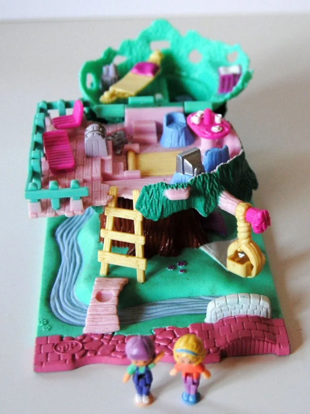 1994 Polly Pocket Tree House 100% COMPLETE Bluebird Pollyville 2 Dolls Vintage